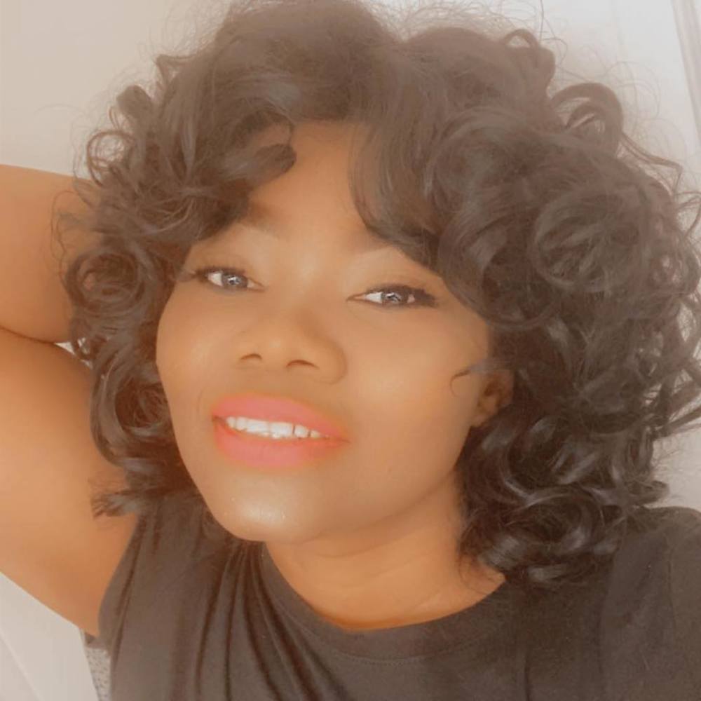 Meet your Posher, Aicha tata